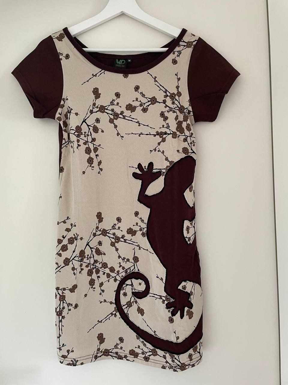 Kleider: Kleid mit Gecko – Gebraucht aus Adliswil von N3er4